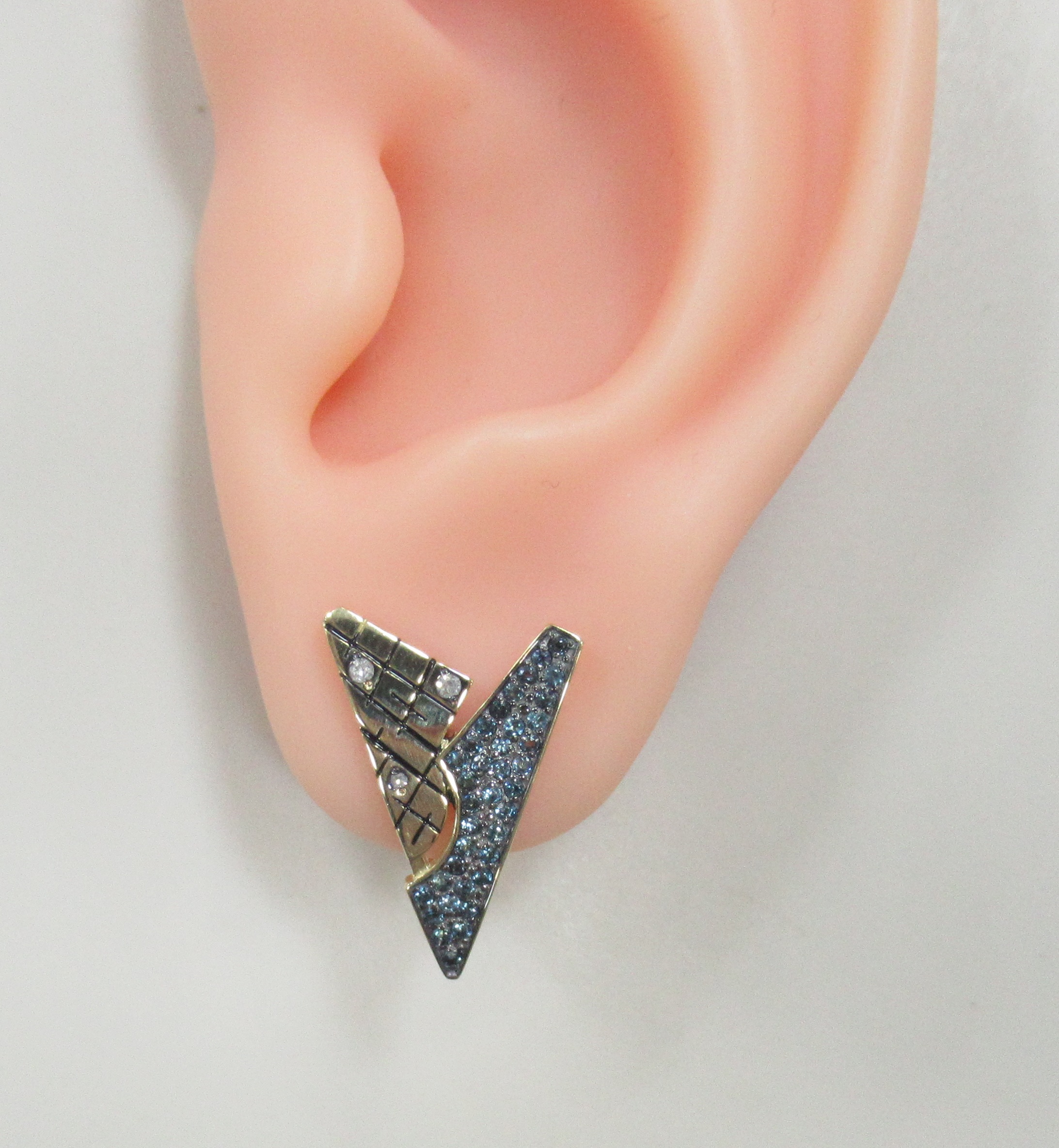 10512-000750 Серьги (Au 585)